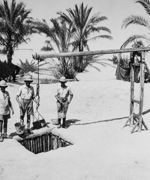 Desert well at Oghratina